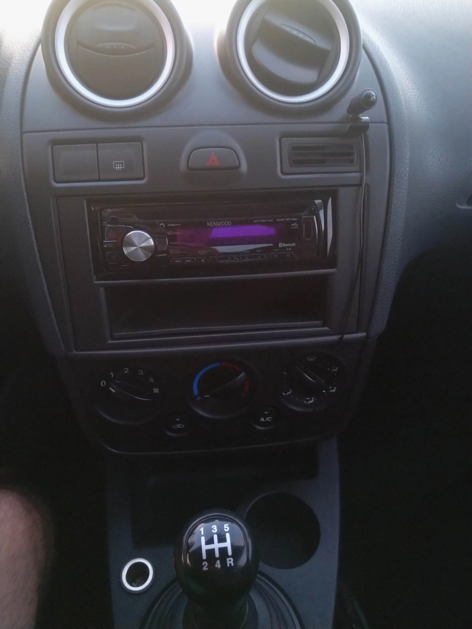 Ford Fiesta 1.3i klima | Mobile.bg   11