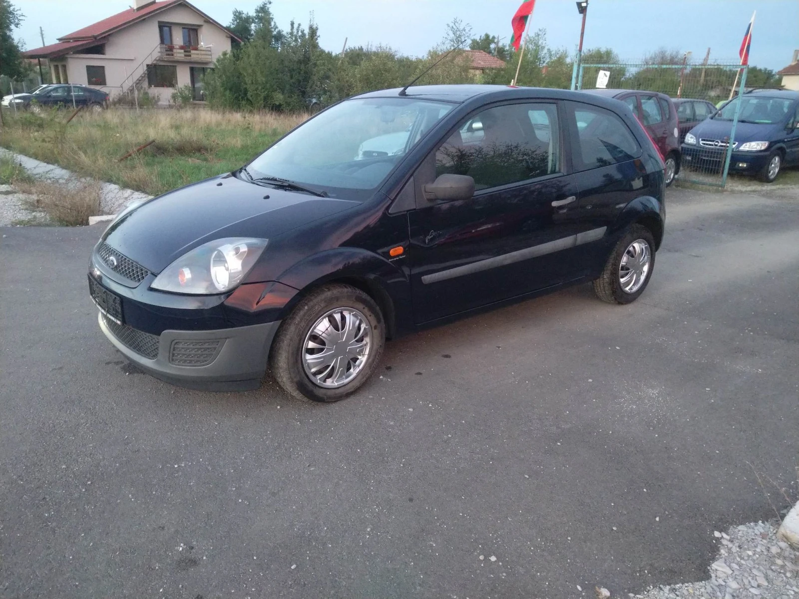 Ford Fiesta 1.3i klima - изображение 2