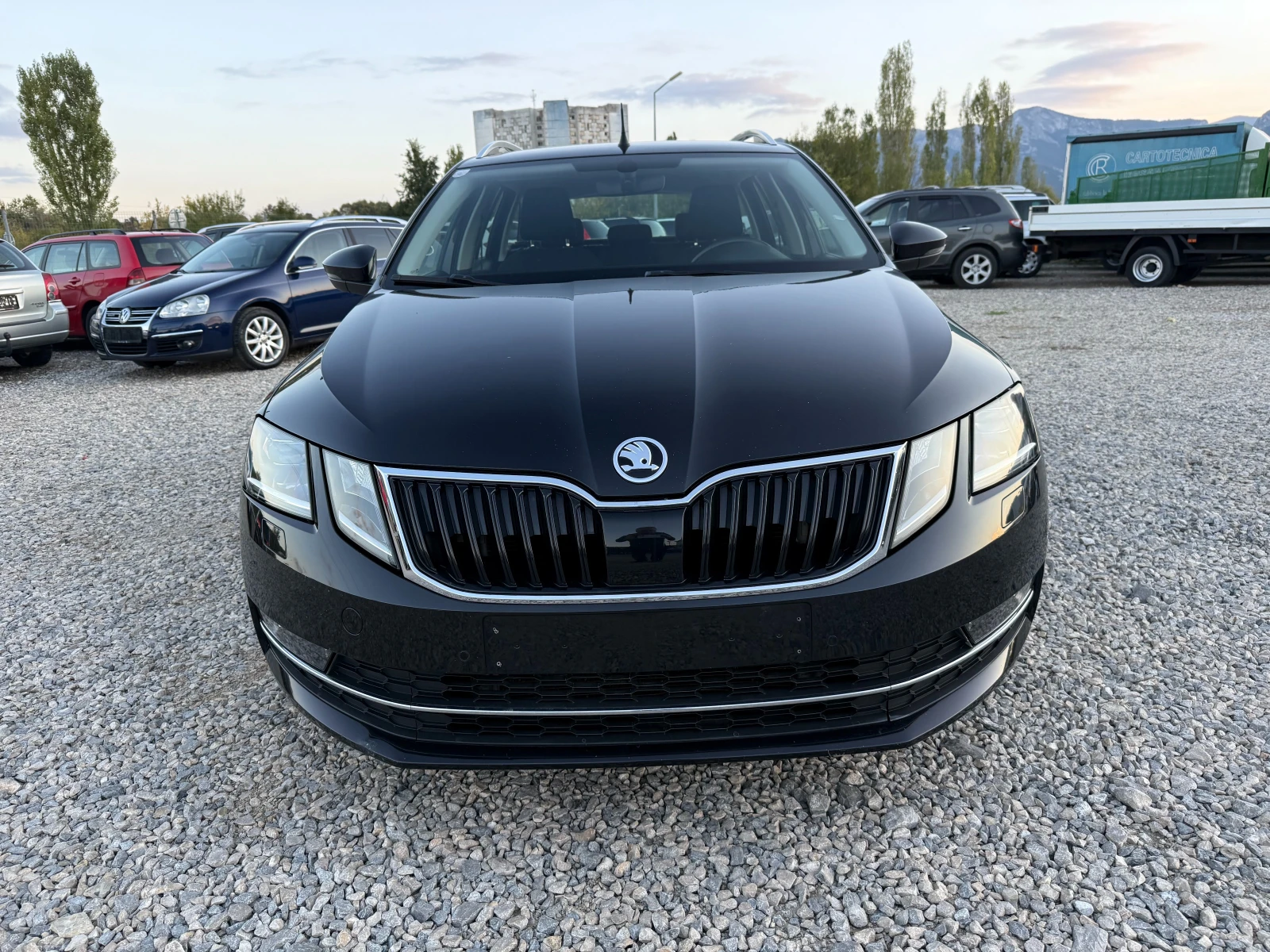 Skoda Octavia 2.0TDI-150PS-4X4 - изображение 2