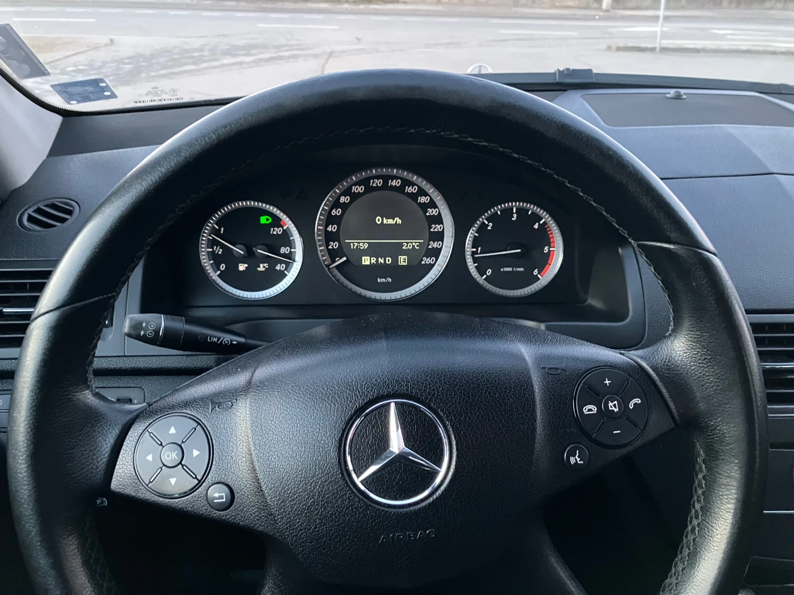 Mercedes-Benz C 220 W204 - изображение 6