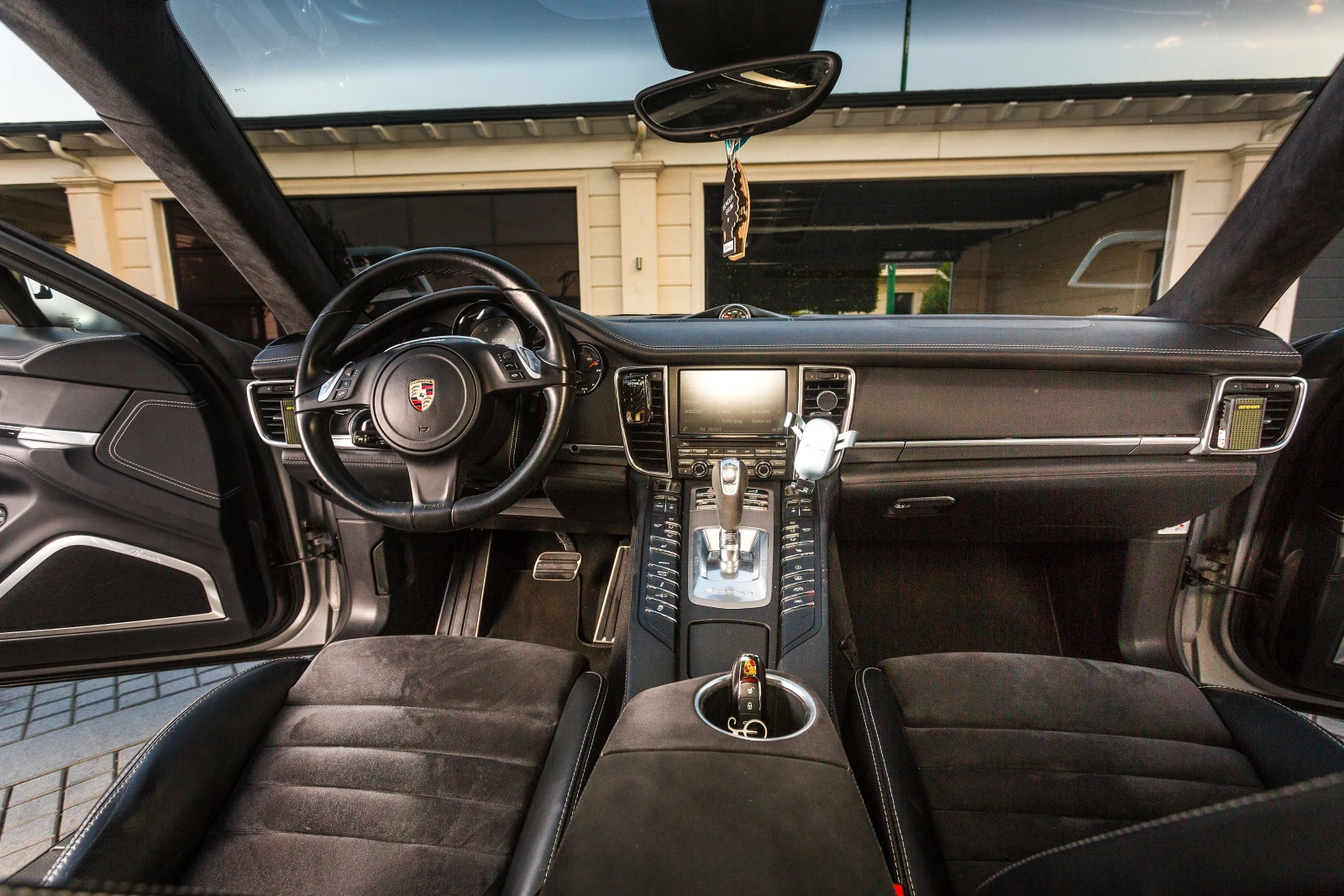 Porsche Panamera GTS /EXECUTIVE/TV-DVD/CERAMIC/PDK/Burmester/ | Mobile.bg   16