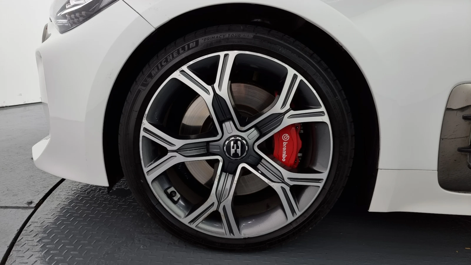 Kia Stinger 3.3T AWD GT - изображение 5