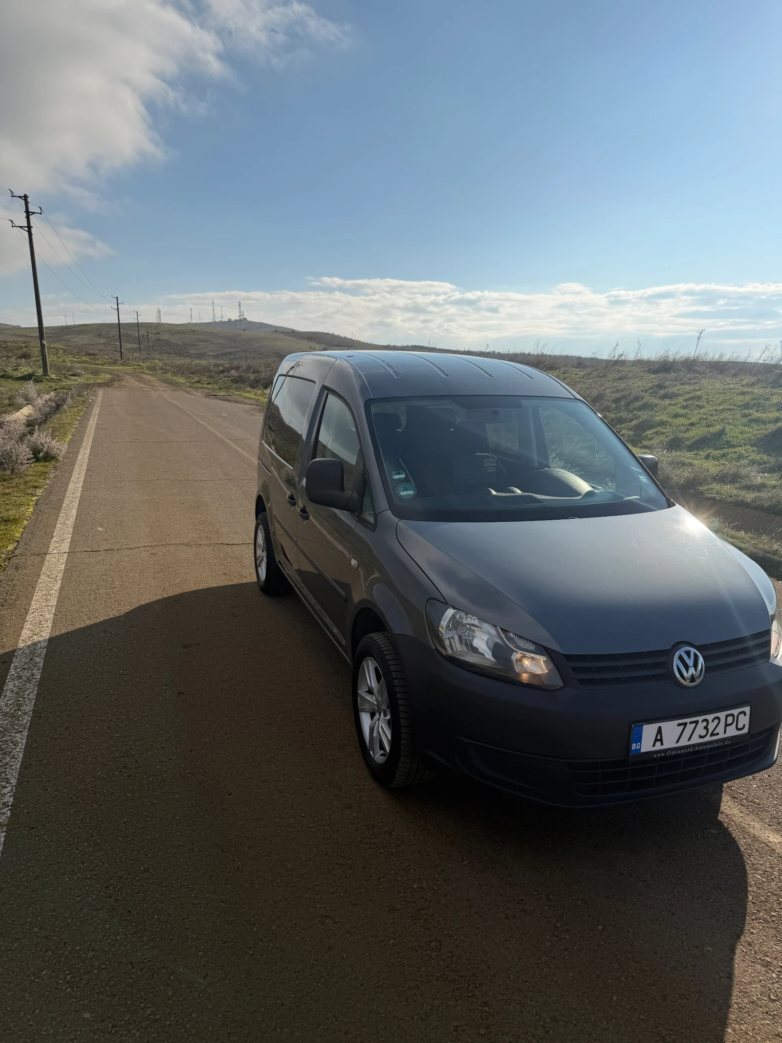 VW Caddy 2.0 TDI 140  - изображение 2