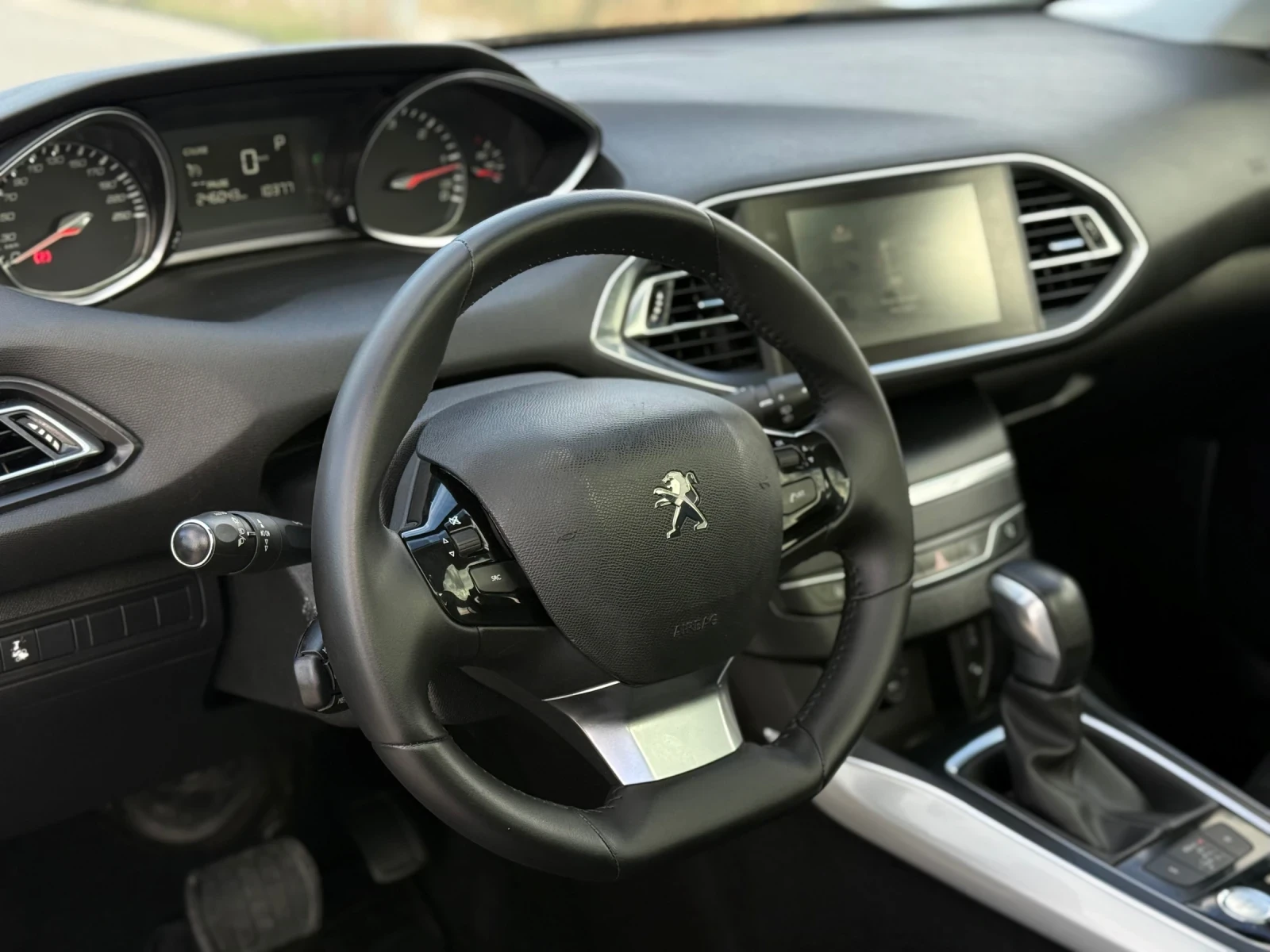 Peugeot 308 2.0 BLUE-HDI::PANORAMA::KEYLESS:: | Mobile.bg   8