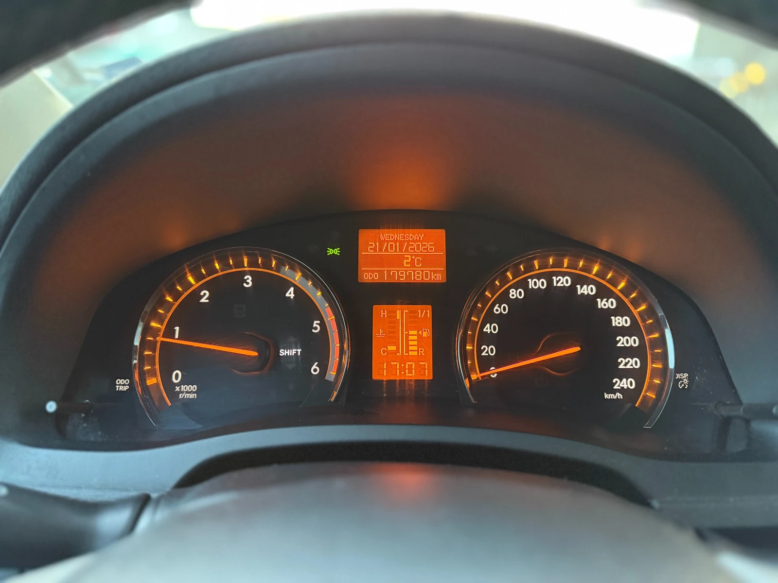 Toyota Avensis 6 МЕСЕЦА ГАРАНЦИЯ/2.2d 177к.с. Подгрев 6 скорости - изображение 10