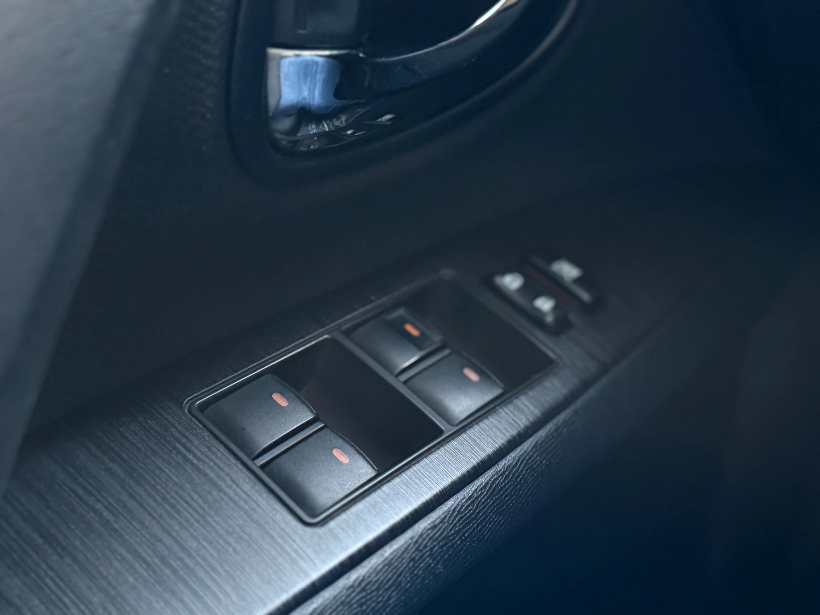 Toyota Avensis 6 ������ ��������/2.2d 177�.�. ������� 6 �������� | Mobile.bg � ����������� 17