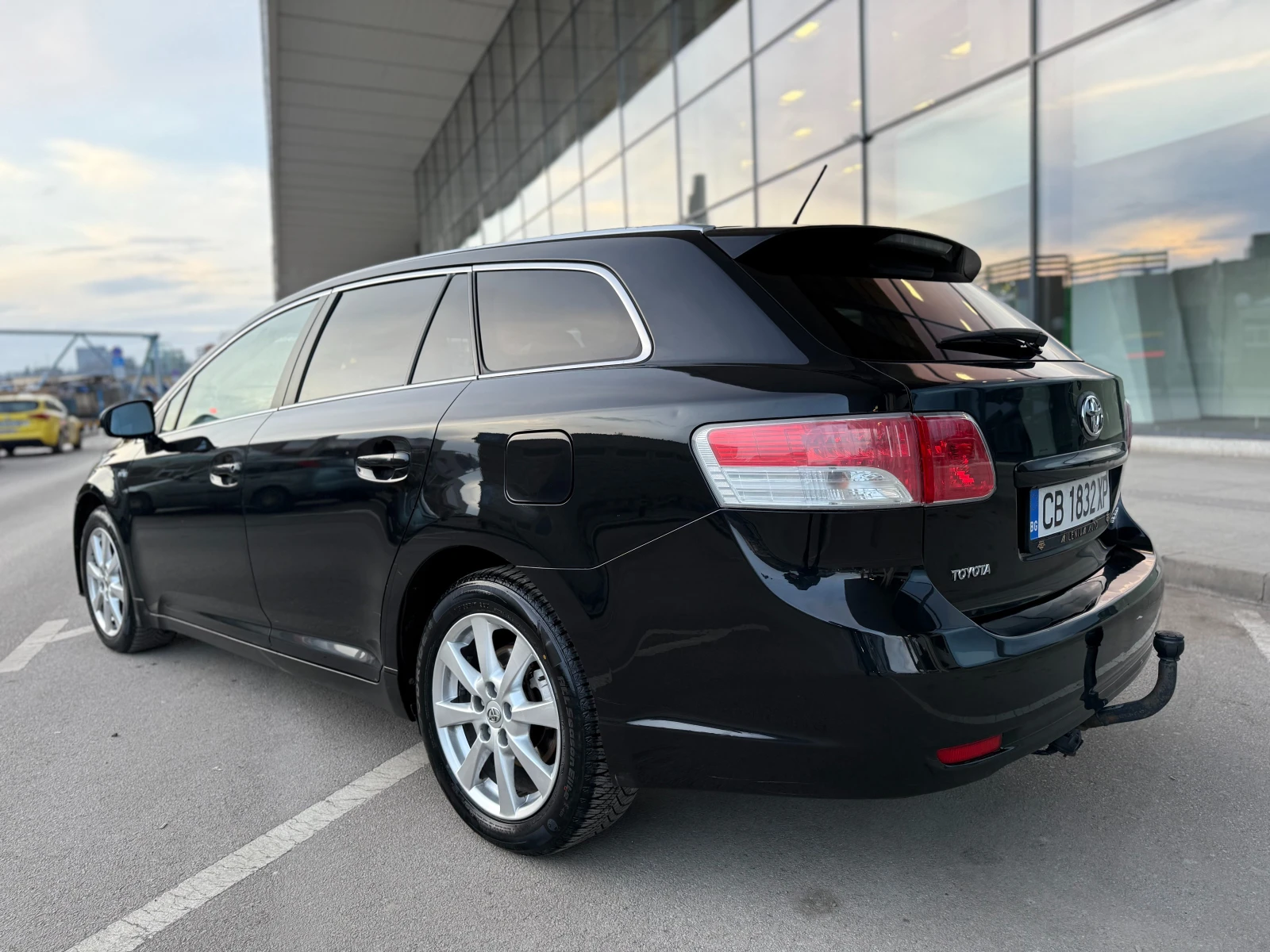 Toyota Avensis 6 МЕСЕЦА ГАРАНЦИЯ/2.2d 177к.с. Подгрев 6 скорости - изображение 3