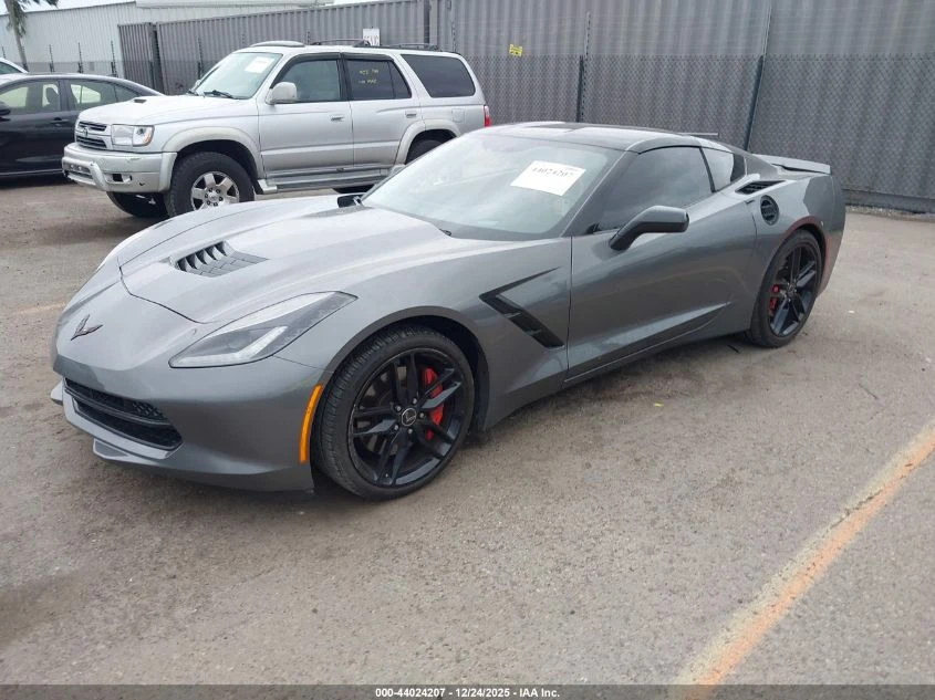 Chevrolet Corvette Stingray Z51 2LT - изображение 2