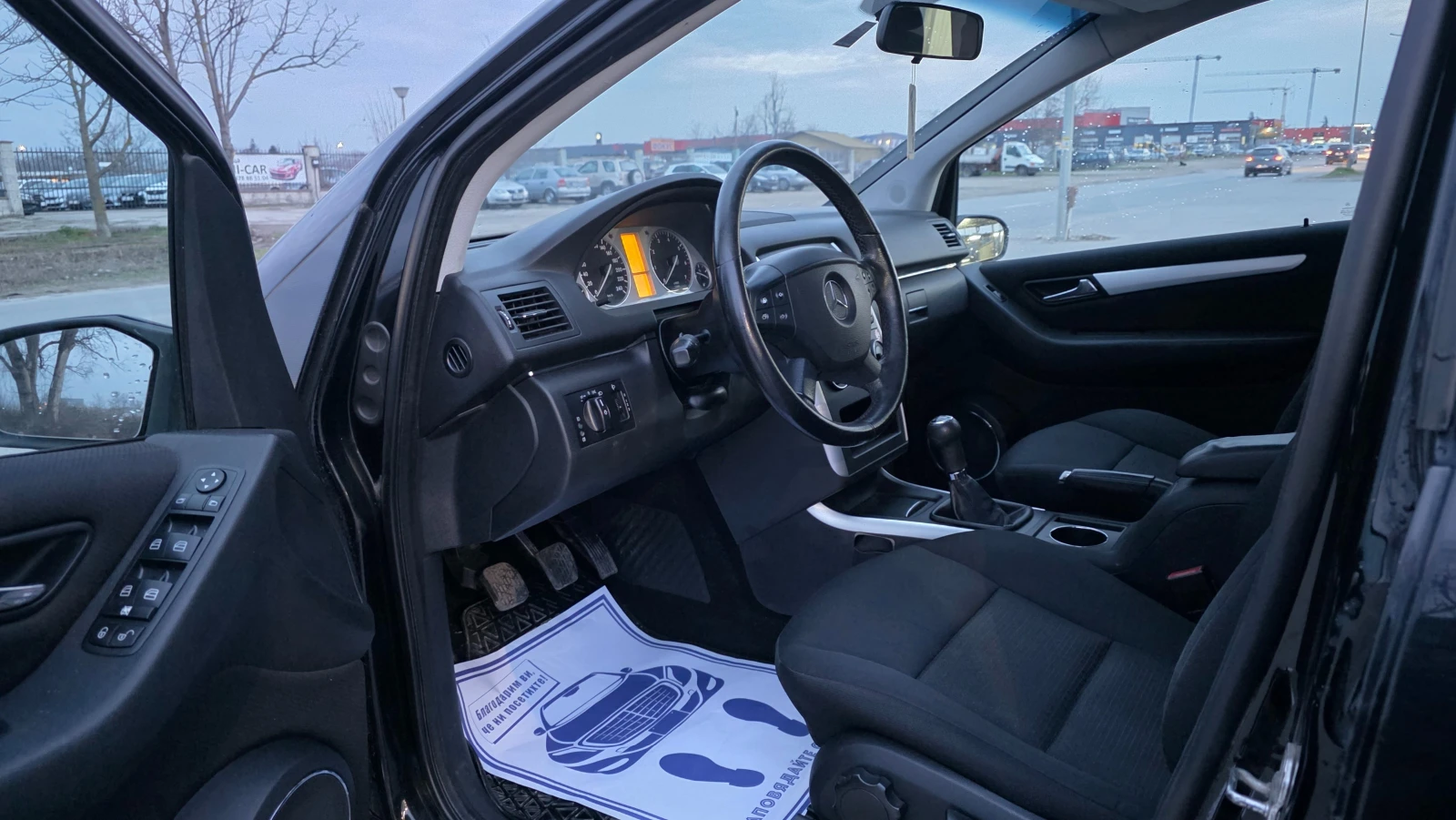 Mercedes-Benz B 150 БЕЗУПРЕЧНА , снимка 6 - Автомобили и джипове - 54046672