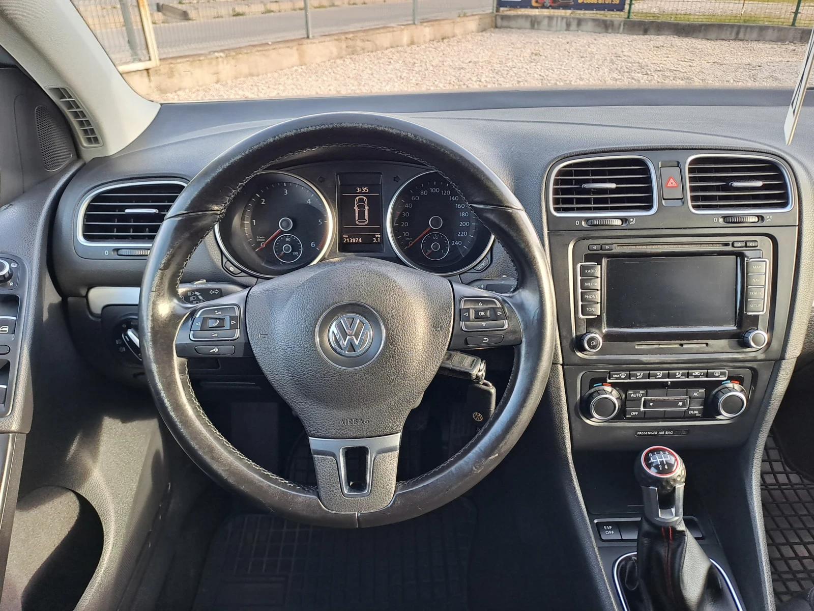 VW Golf 2.0 TDI, снимка 11 - Автомобили и джипове - 54229762