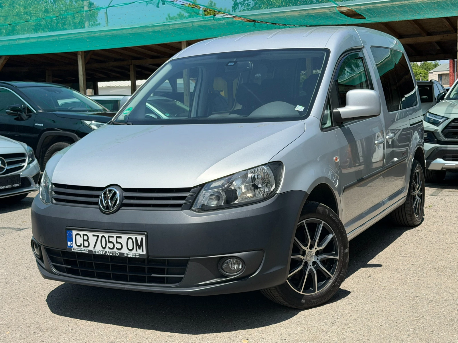VW Caddy 2.0i* ФАБ.МЕТАН* СЕРВИЗНА КНИЖКА С ПЪЛНА ИСТОРИЯ