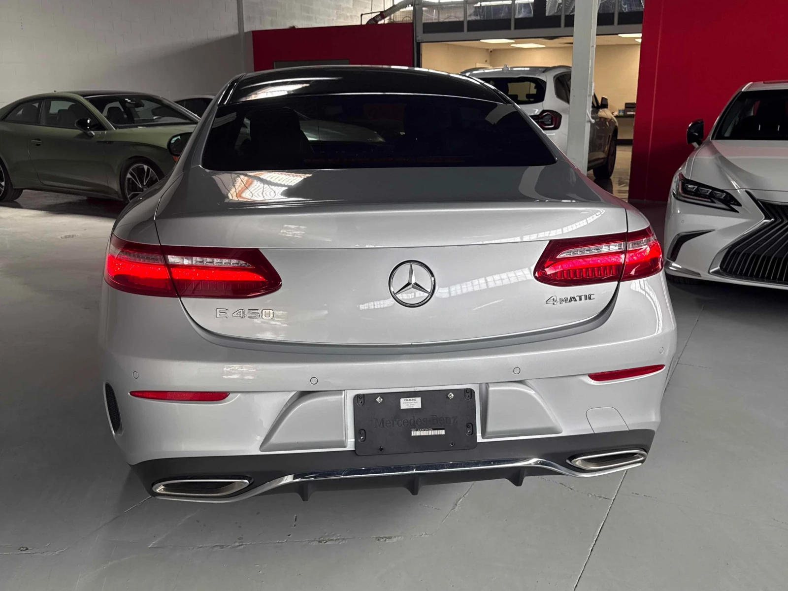 Mercedes-Benz E 450 * * CARFAX * * АВТО КРЕДИТ * * , снимка 5 - Автомобили и джипове - 54902241