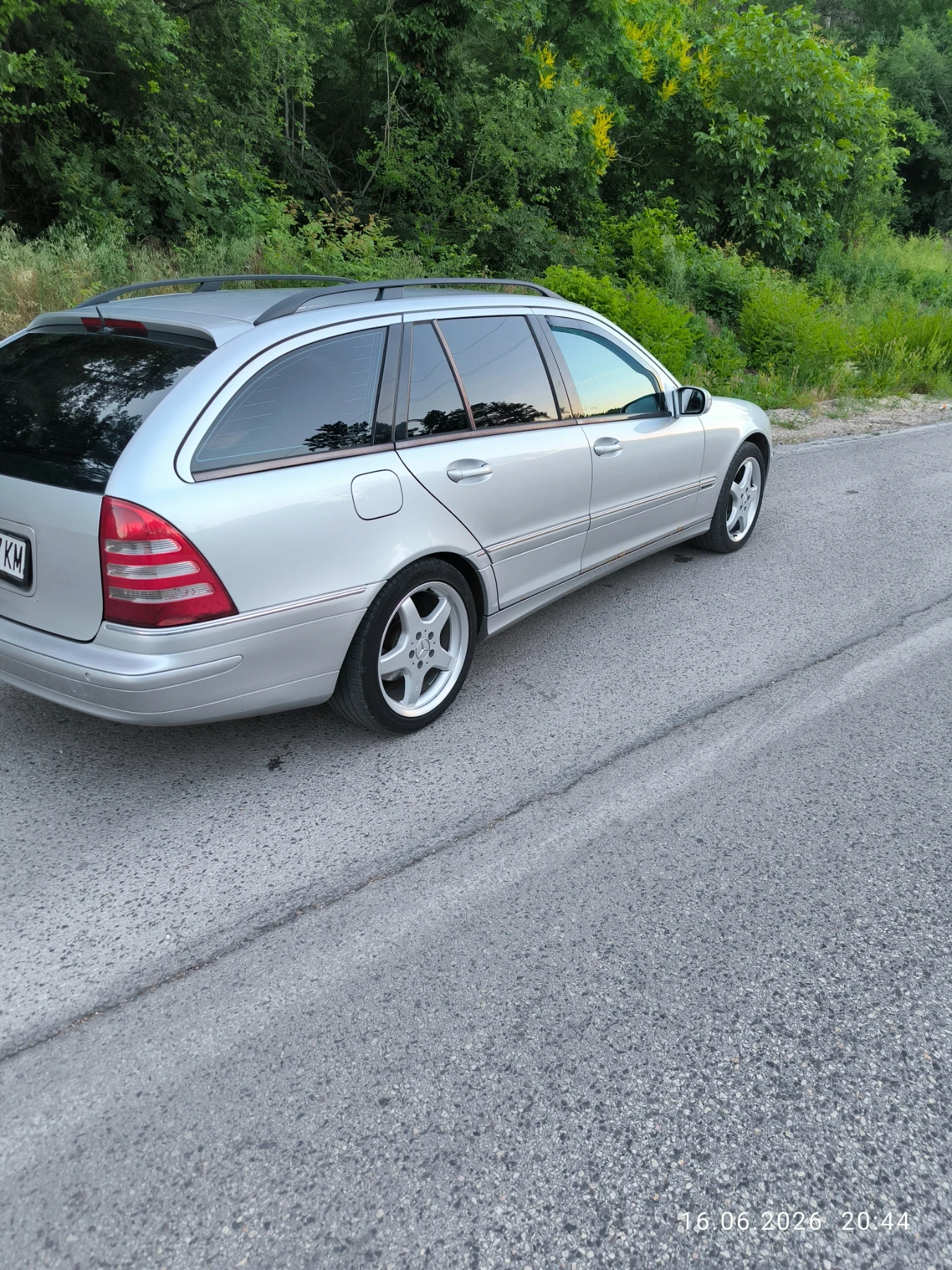 Mercedes-Benz C 320 Avangarde, снимка 6 - Автомобили и джипове - 54934057