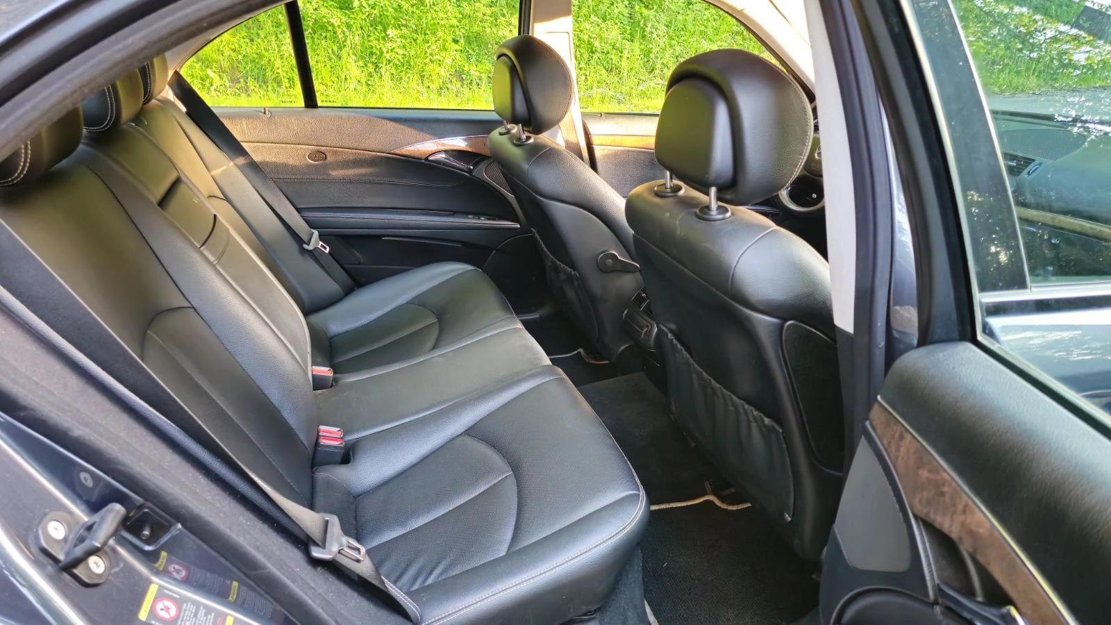 Mercedes-Benz E 200 1.8, снимка 14 - Автомобили и джипове - 54947418
