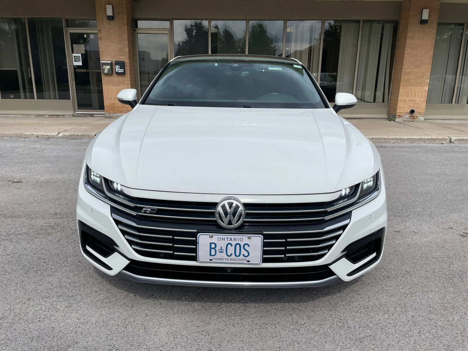 VW Arteon / 360 / DISTRONIC / DYNAUDIO / ОБДУХВАНЕ , снимка 6 - Автомобили и джипове - 55948323