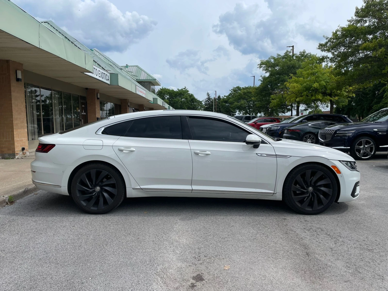 VW Arteon / 360 / DISTRONIC / DYNAUDIO / ОБДУХВАНЕ , снимка 3 - Автомобили и джипове - 55948323
