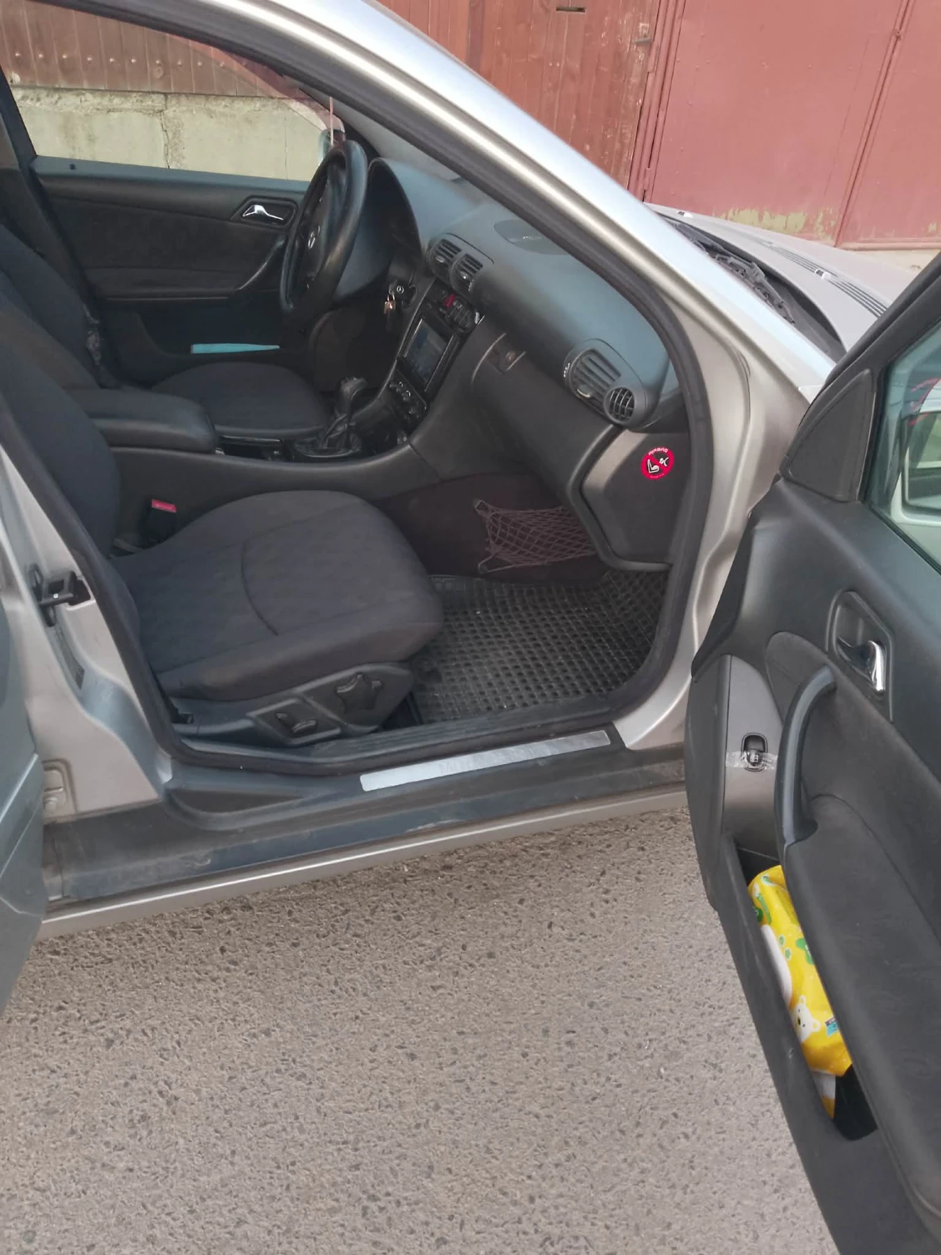 Mercedes-Benz C 220 Cdi, снимка 7 - Автомобили и джипове - 56416917