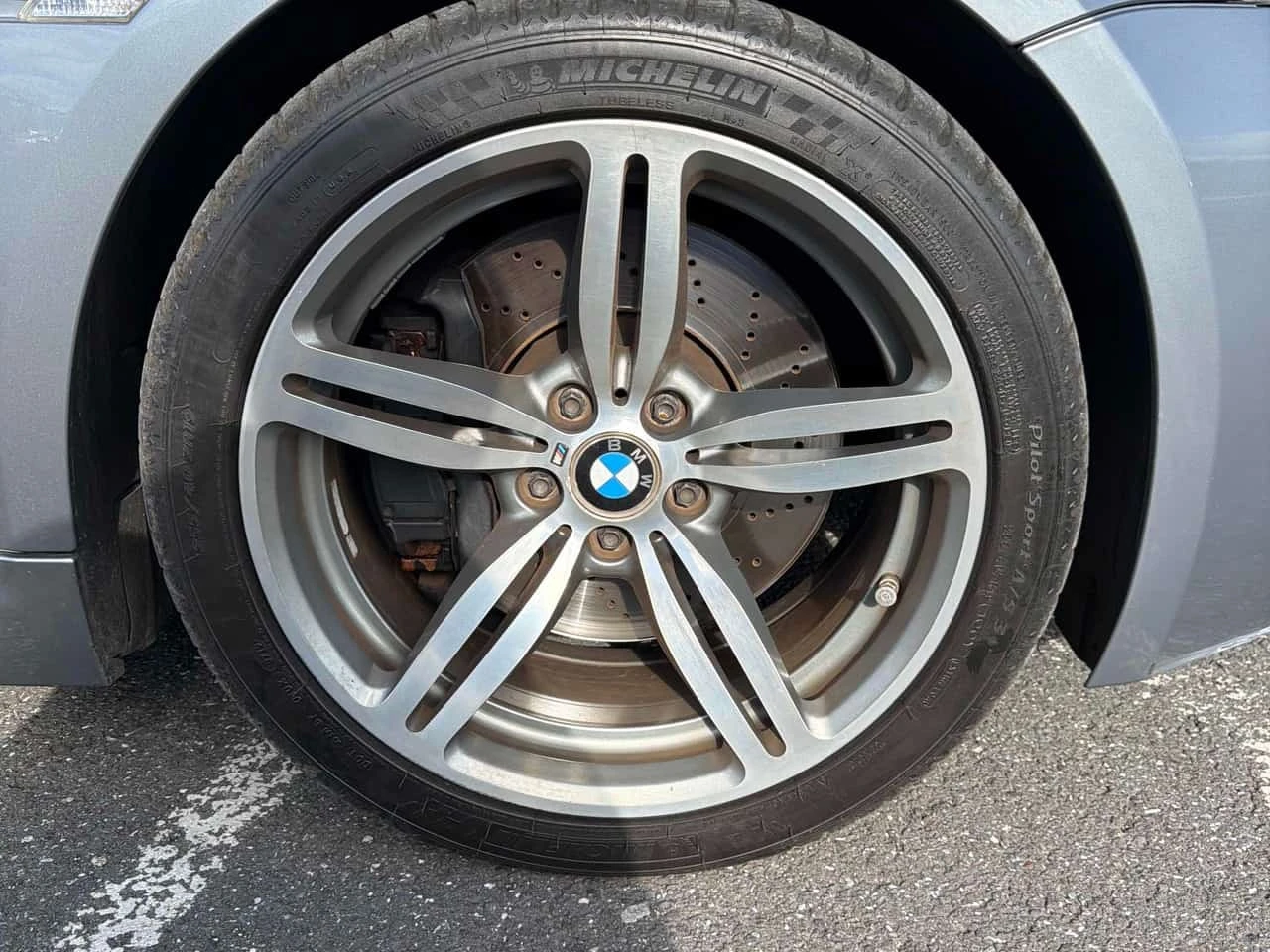 BMW M6 * CARFAX * ПРЕДСТАВИТЕЛСТВО * KEYLESS, снимка 7 - Автомобили и джипове - 56525908