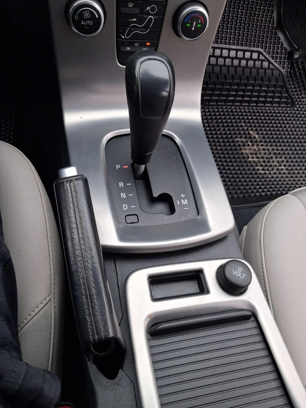 Volvo V50 2000, снимка 10 - Автомобили и джипове - 56646688