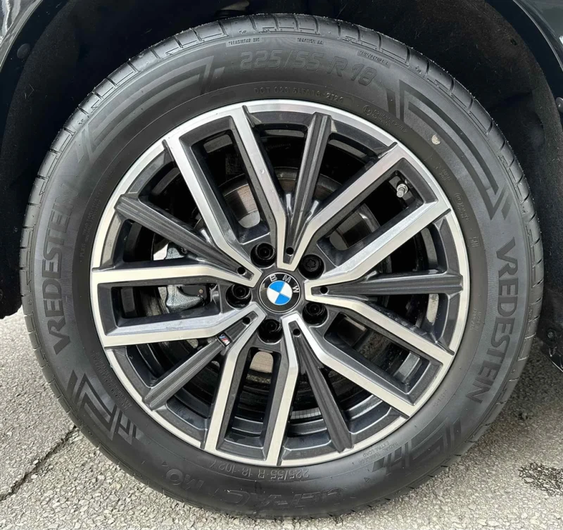 BMW X1 xDrive23i, снимка 5 - Автомобили и джипове - 50864175