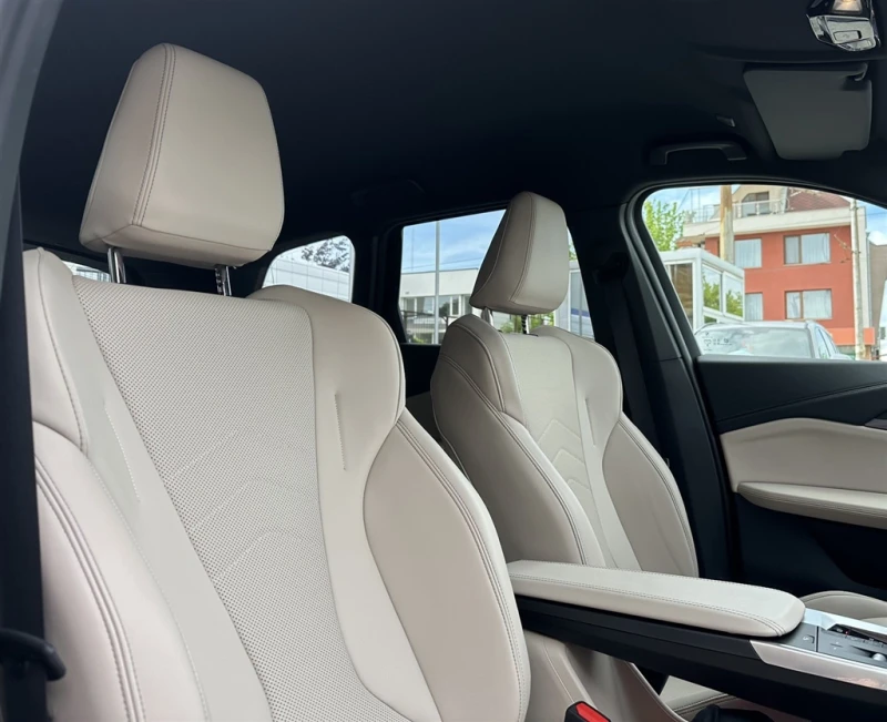 BMW X1 xDrive23i, снимка 10 - Автомобили и джипове - 50864175