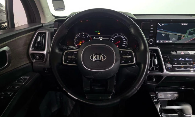 Kia Sorento Diesel 2.2 2WD * НАЙ-ДОБРА ЦЕНА В БЪЛГАРИЯ* , снимка 13 - Автомобили и джипове - 51962997