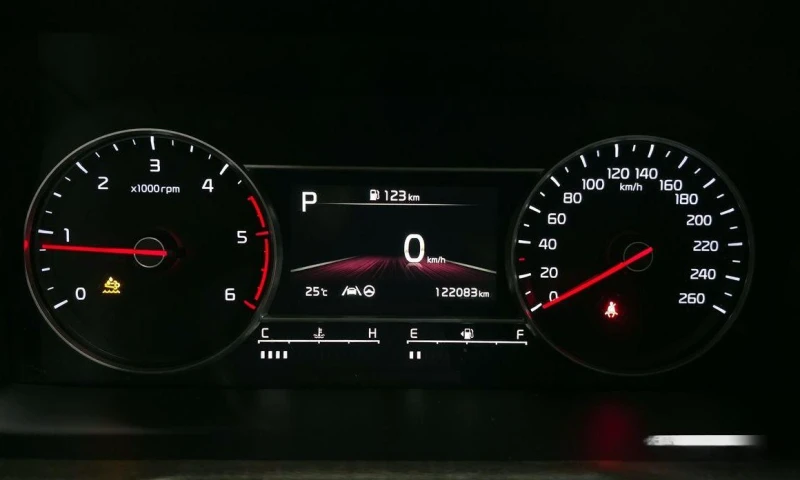 Kia Sorento Diesel 2.2 2WD * НАЙ-ДОБРА ЦЕНА В БЪЛГАРИЯ* , снимка 8 - Автомобили и джипове - 51962997