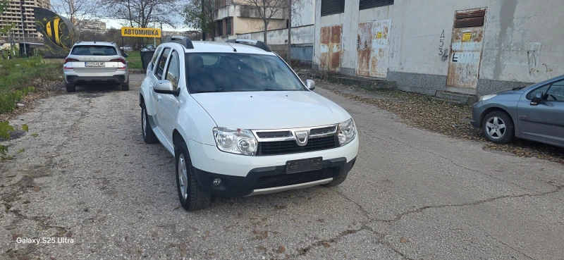 Dacia Duster 1.5dci, снимка 14 - Автомобили и джипове - 52618097