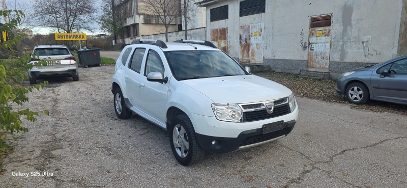 Dacia Duster 1.5dci, снимка 15 - Автомобили и джипове - 52618097