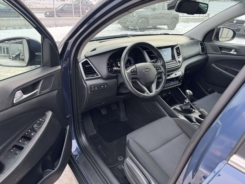 Hyundai Tucson 1.7CRDI* LED* NAVI* TOP* EVRO6, снимка 11 - Автомобили и джипове - 53181988