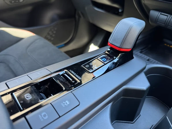 Toyota C-HR 1.8 Hybrid = NEW = GR Sport  | Mobile.bg   13