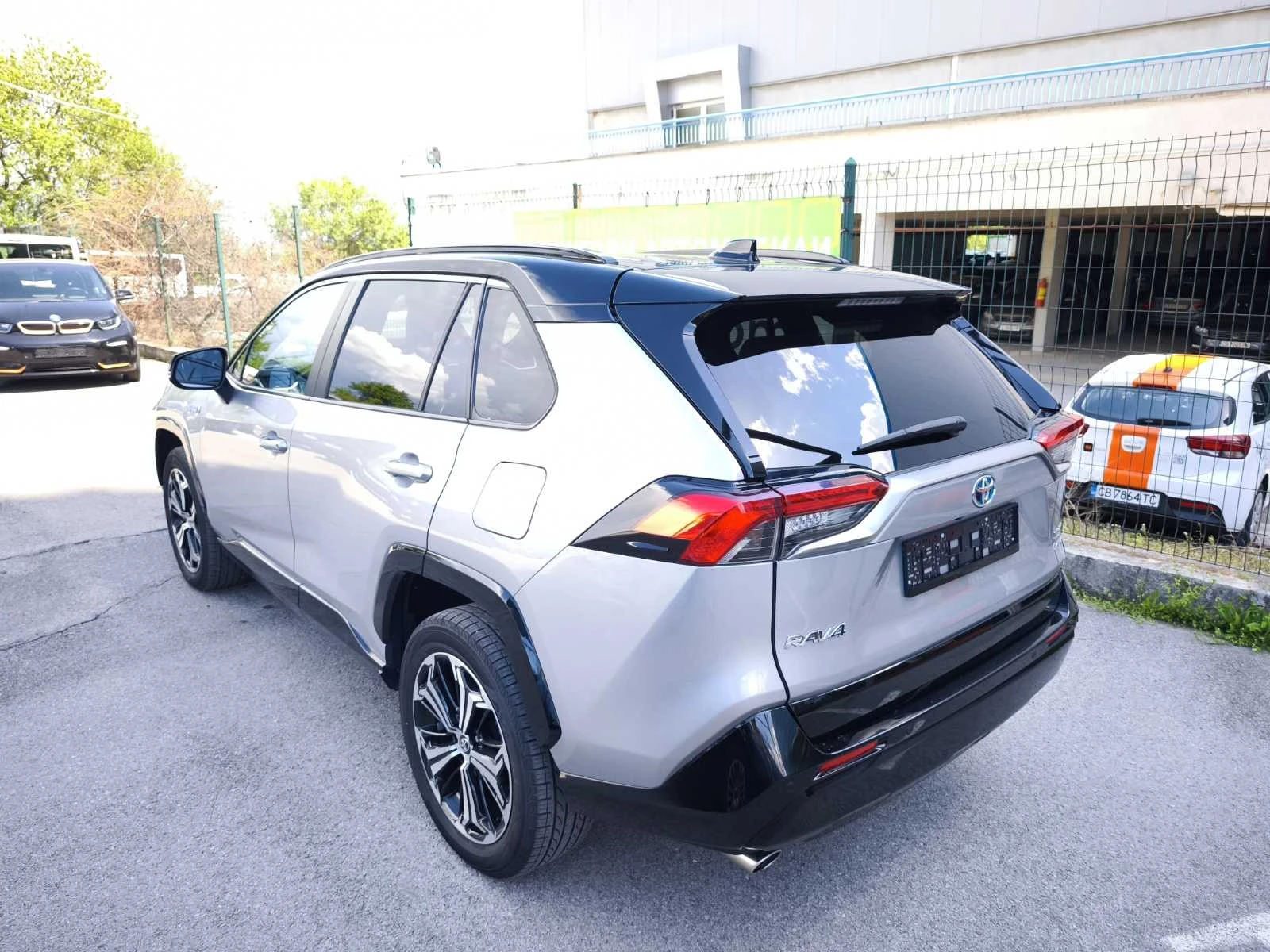 Toyota Rav4 2.5 Plug-In Hybrid 4x4 Luxury Premium 360*  - изображение 5