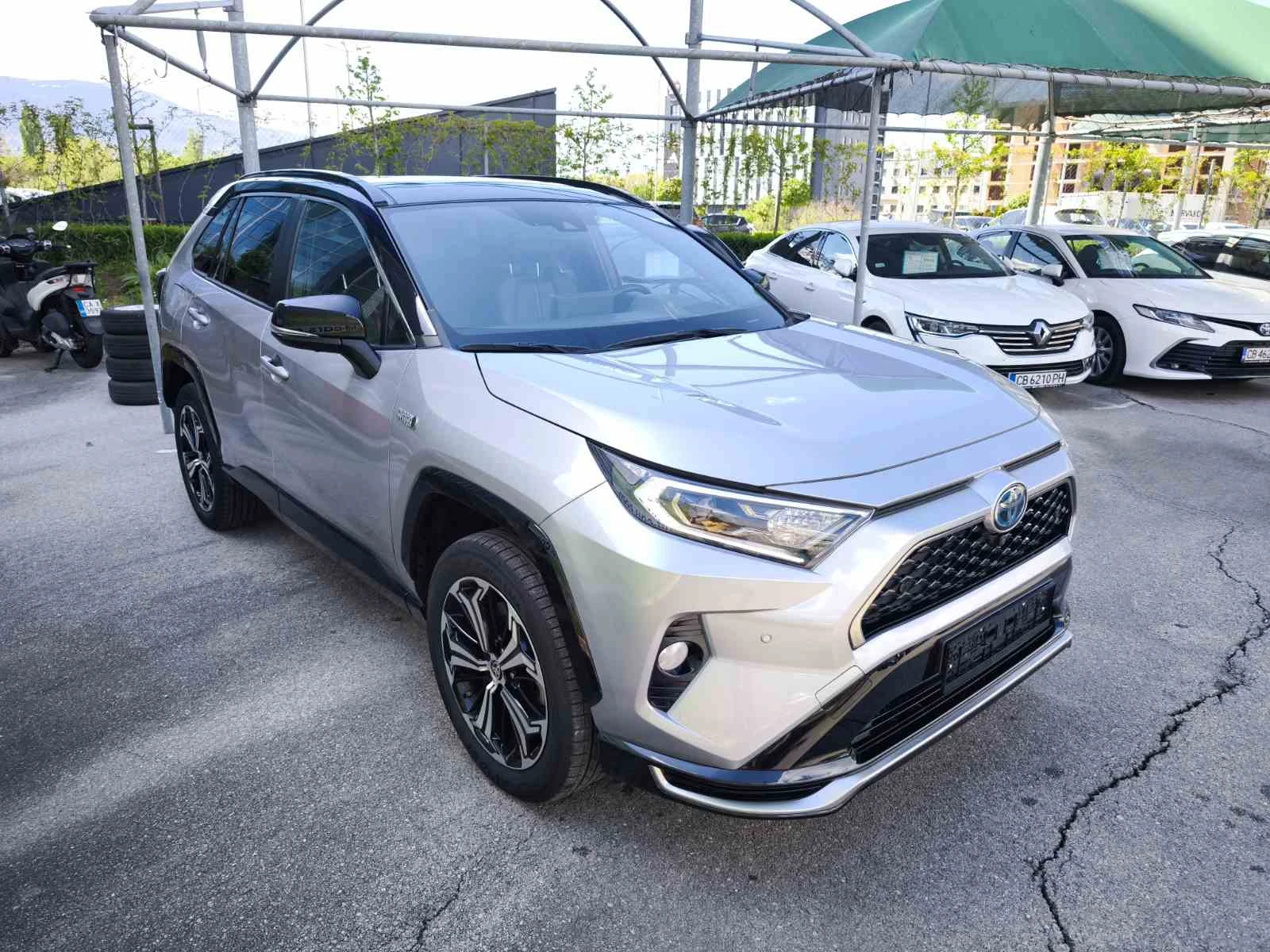 Toyota Rav4 2.5 Plug-In Hybrid 4x4 Luxury Premium 360*  - изображение 2