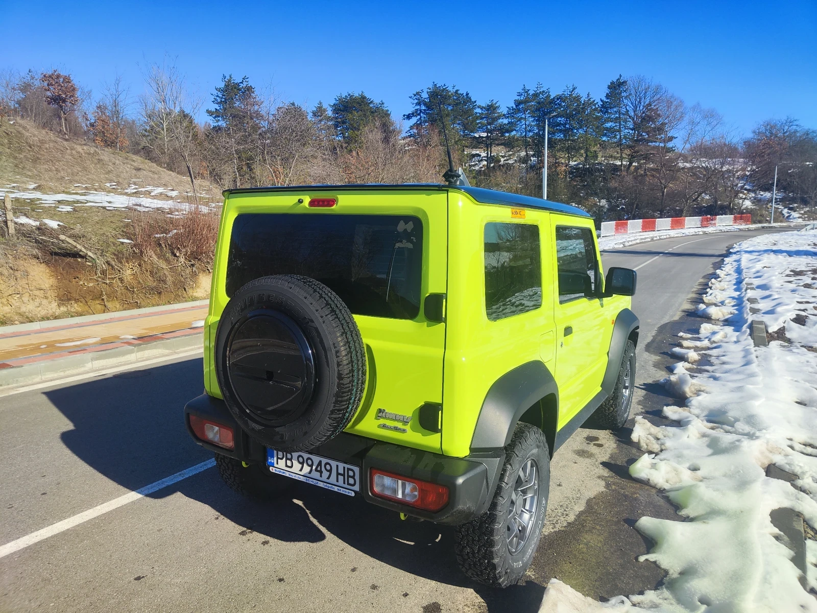 Suzuki Jimny  - изображение 5