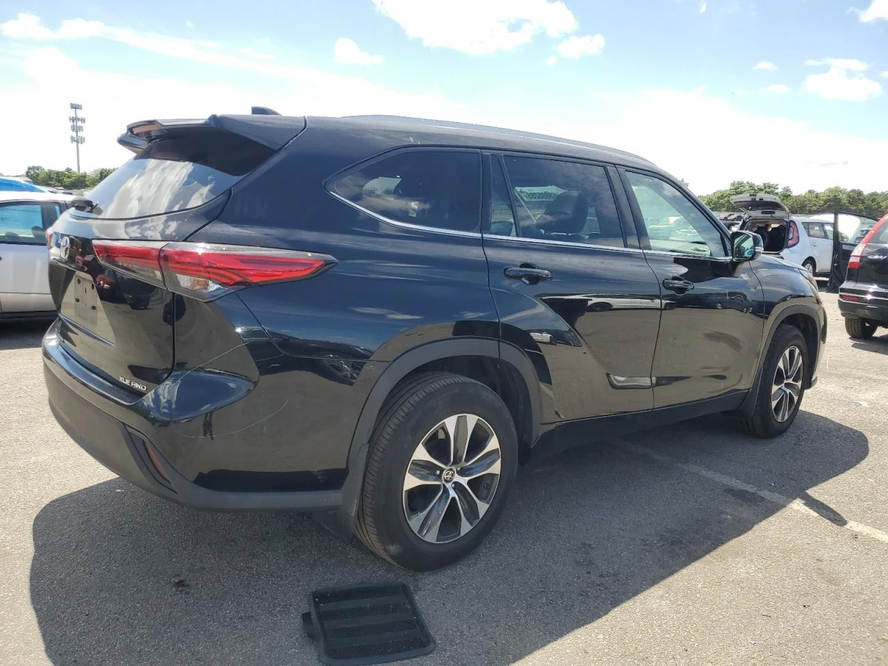 Toyota Highlander XLE/4X4/6+ 1 - изображение 4