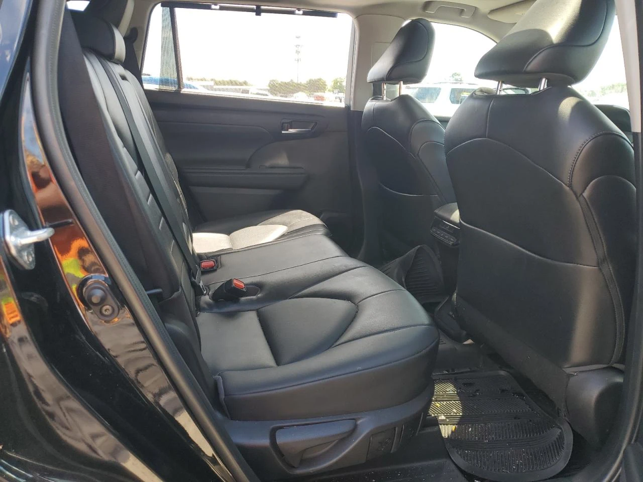 Toyota Highlander XLE/4X4/6+ 1 - изображение 10