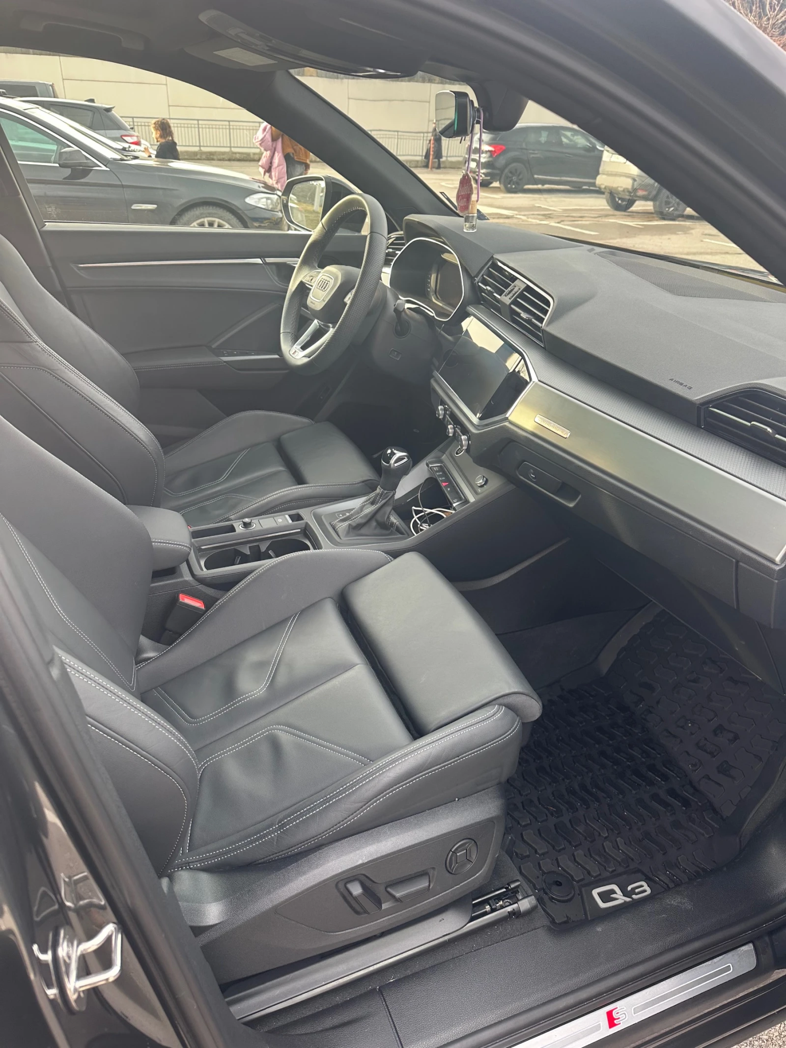 Audi Q3 45 TFSI 3xS-Line, Black Optic, Pano, Leather | Mobile.bg � ����������� 9