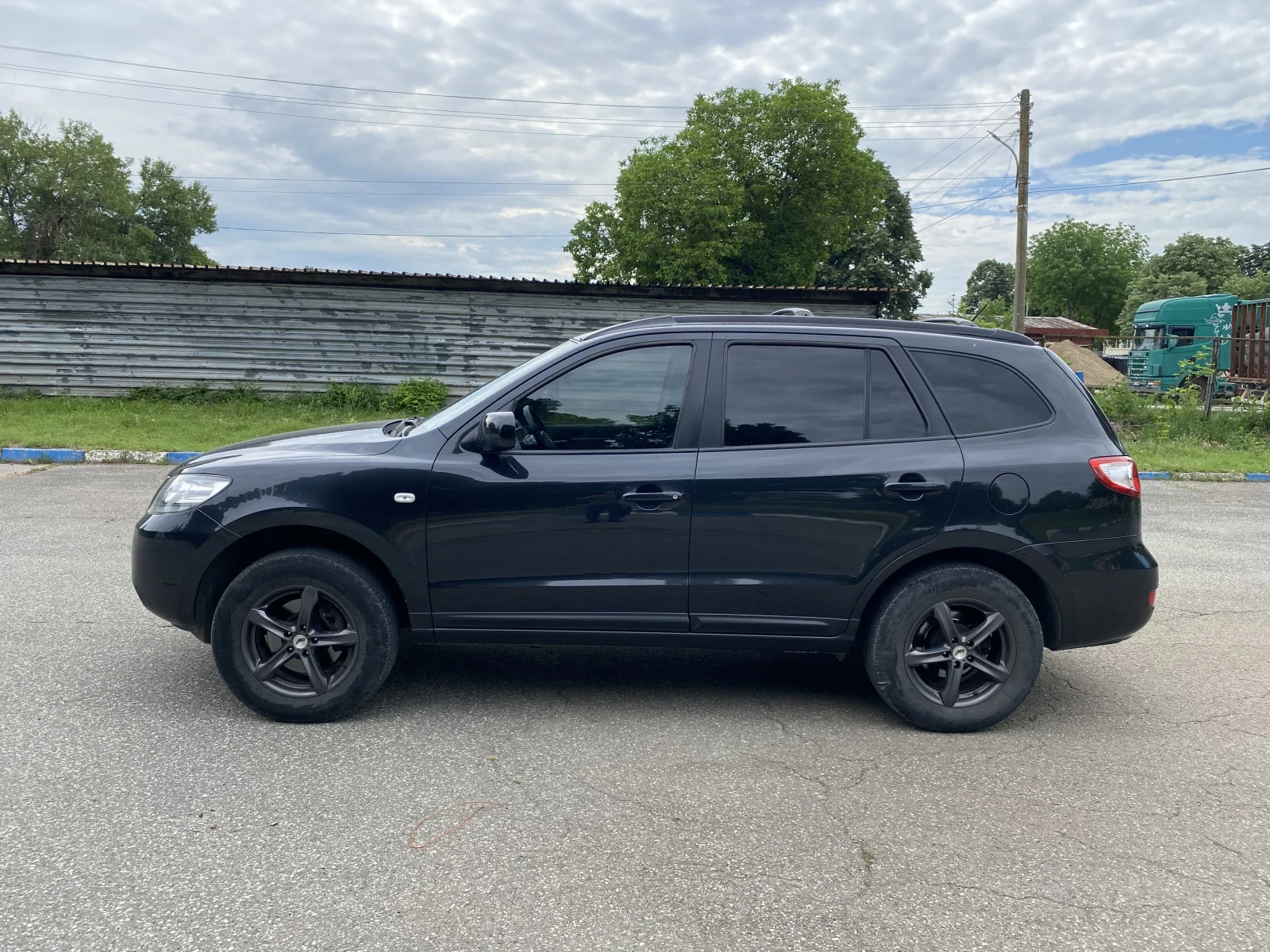 Hyundai Santa fe 2.7V6 бензин-газ , снимка 2 - Автомобили и джипове - 54735185