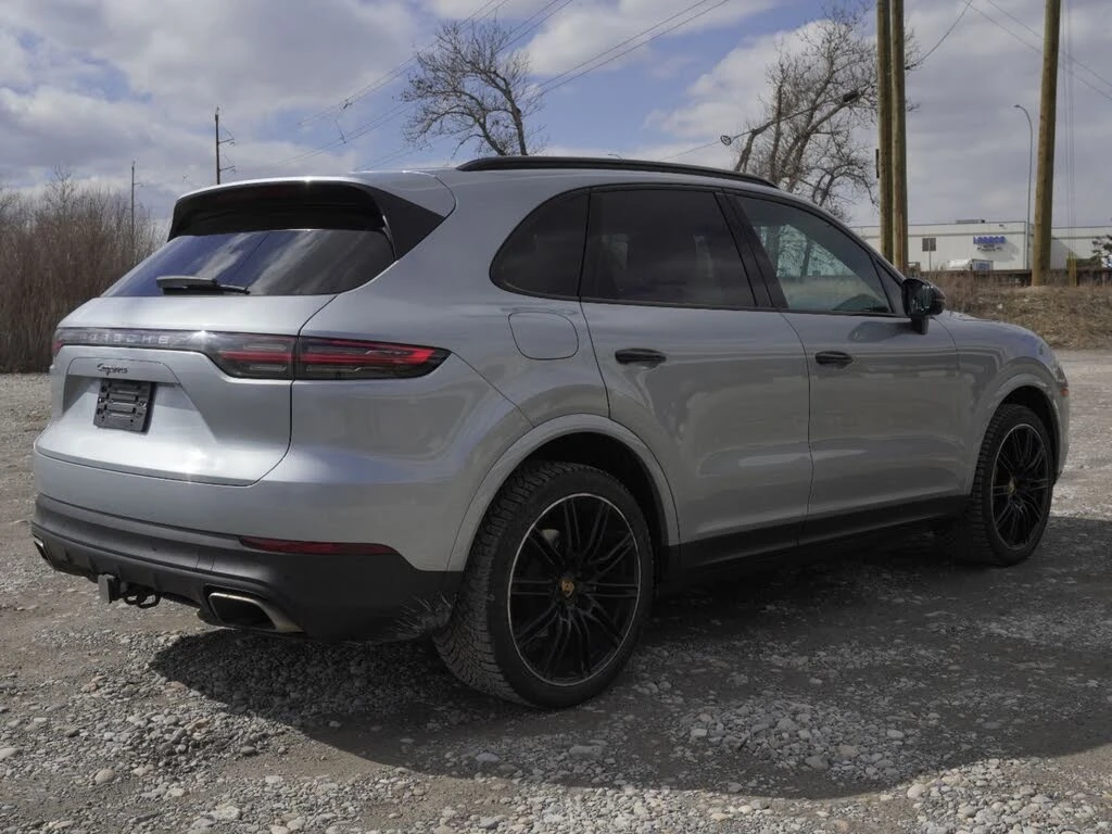 Porsche Cayenne ПОДГРЕВ* ОБДУХВАНЕ* 360КАМЕРА* LANE* ASSIST* , снимка 2 - Автомобили и джипове - 54837957