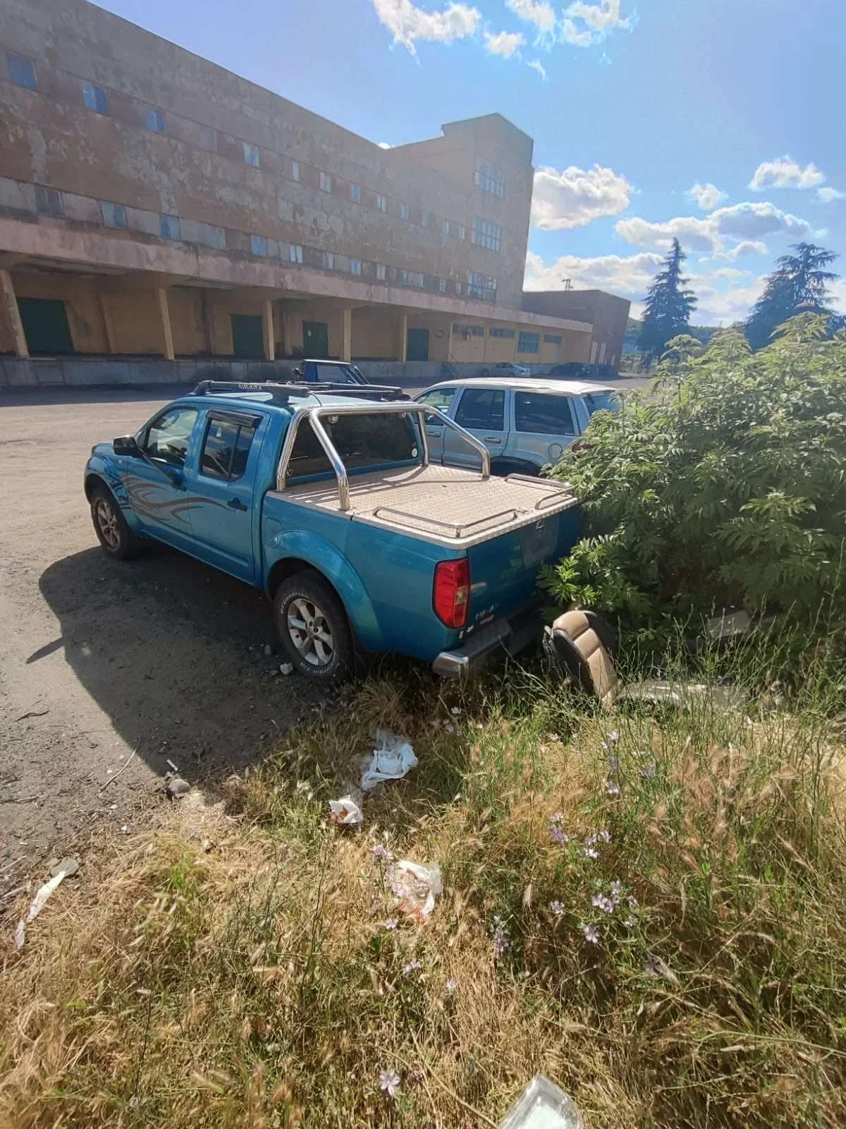 Nissan Navara, снимка 7 - Автомобили и джипове - 54839512