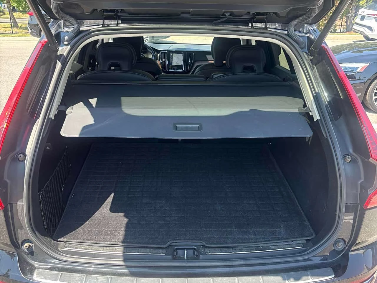 Volvo XC60 * Inscription * CARFAX * ОПЦИЯ ЗА ФИНАНСИРАНЕ, снимка 16 - Автомобили и джипове - 55452333