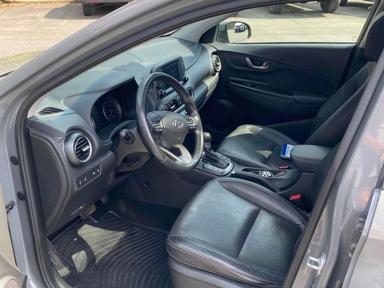 Hyundai Kona * Luxury * CARFAX * БЕЗ ПЪРВОНАЧАЛНА ВНОСКА, снимка 5 - Автомобили и джипове - 55767624