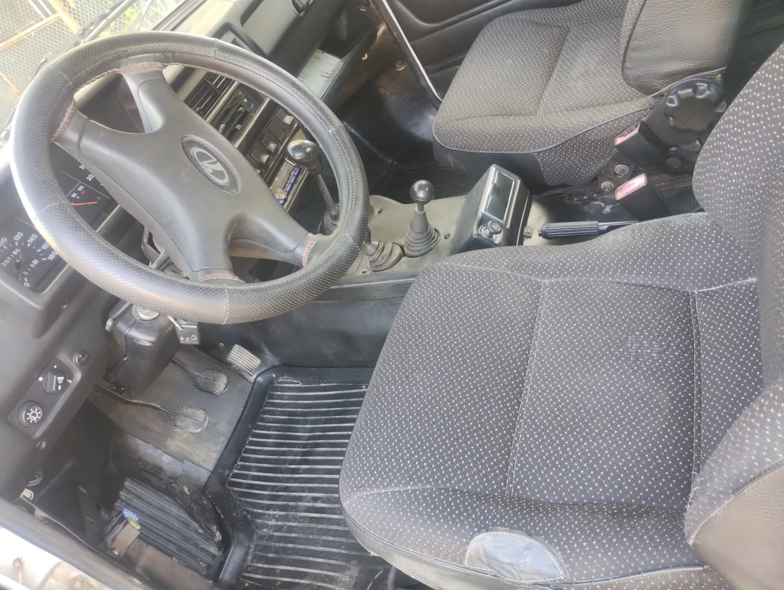 Lada Niva, снимка 12 - Автомобили и джипове - 56727588