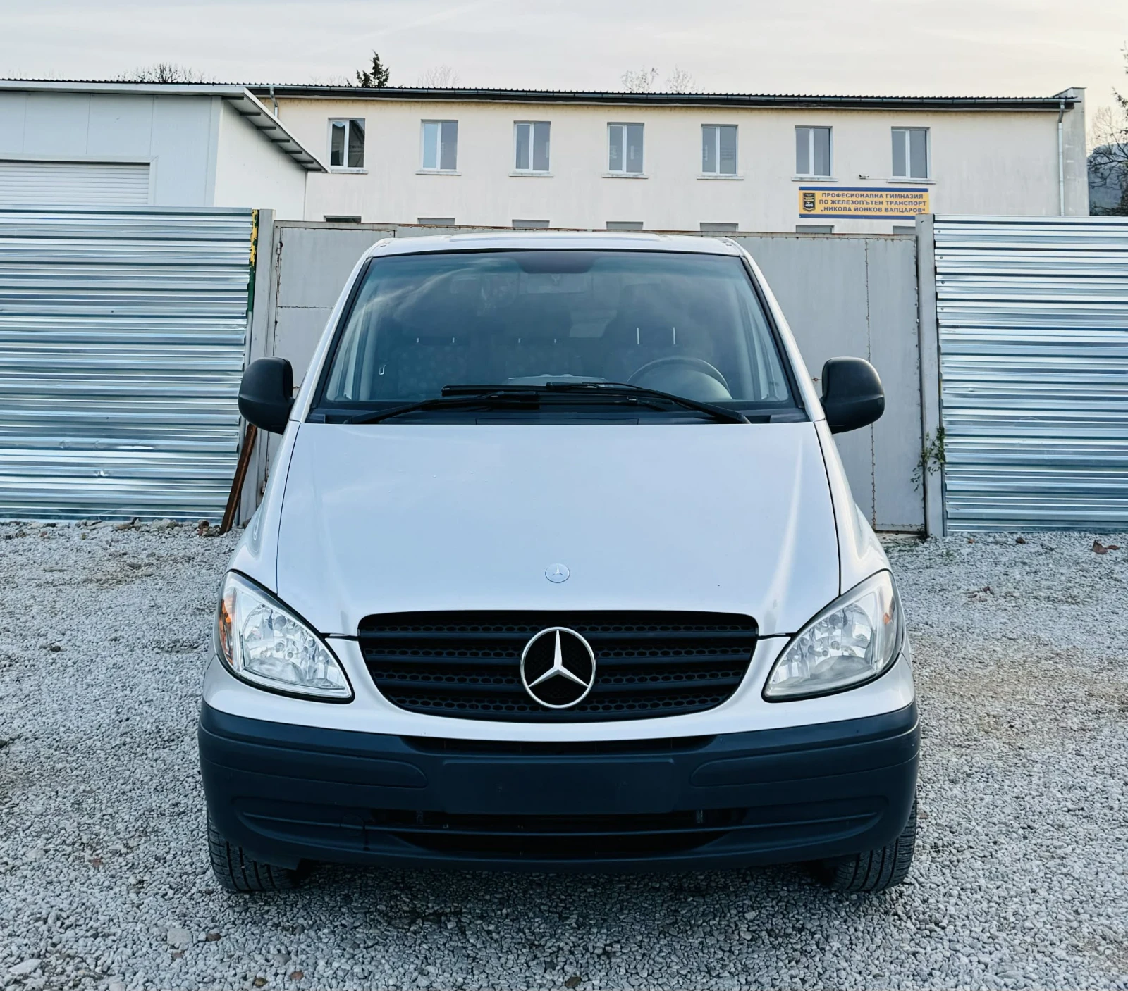 Mercedes-Benz Vito  - изображение 2