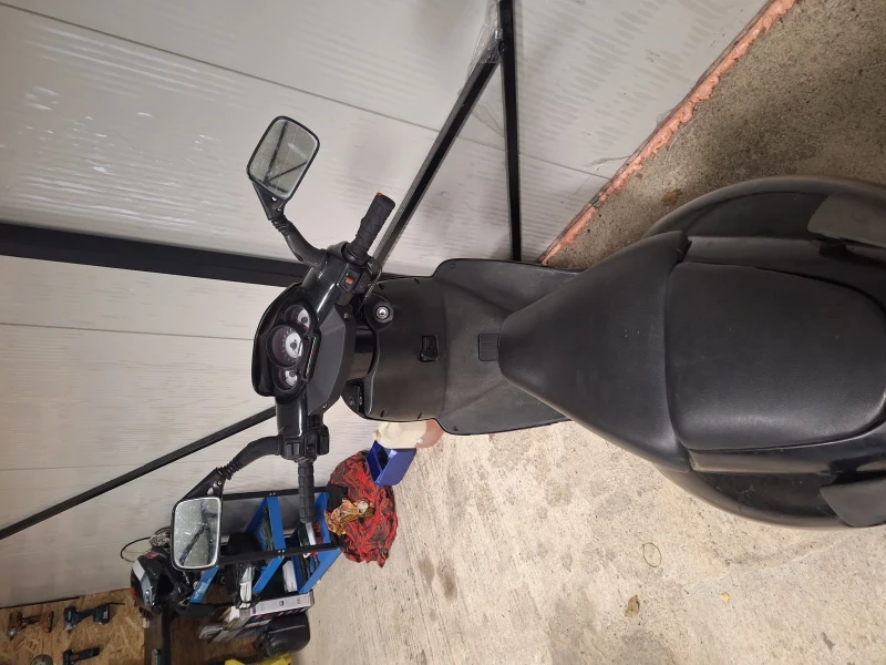 Aprilia Sr, снимка 2 - Мотоциклети и мототехника - 51814441