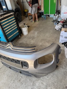 Citroen C3Aircross 2021г предна броня, снимка 3