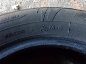 Гуми Зимни 215/65R16, снимка 9