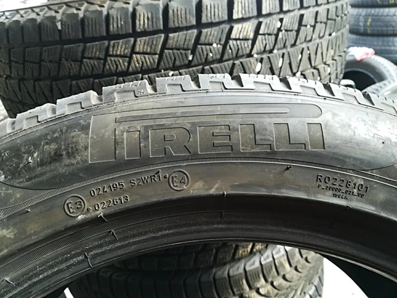 Гуми Зимни 255/50R19, снимка 4 - Гуми и джанти - 23626710