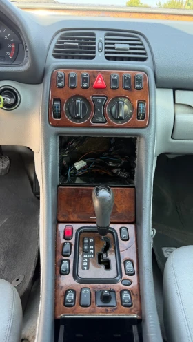 Mercedes-Benz CLK 230 kompressor АВТОМАТИК БАРТЕР ЛИЗИНГ, снимка 8