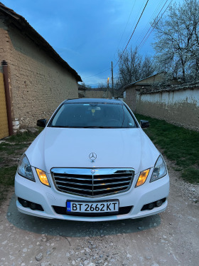 Mercedes-Benz E 200, снимка 1 - Автомобили и джипове - 45267327